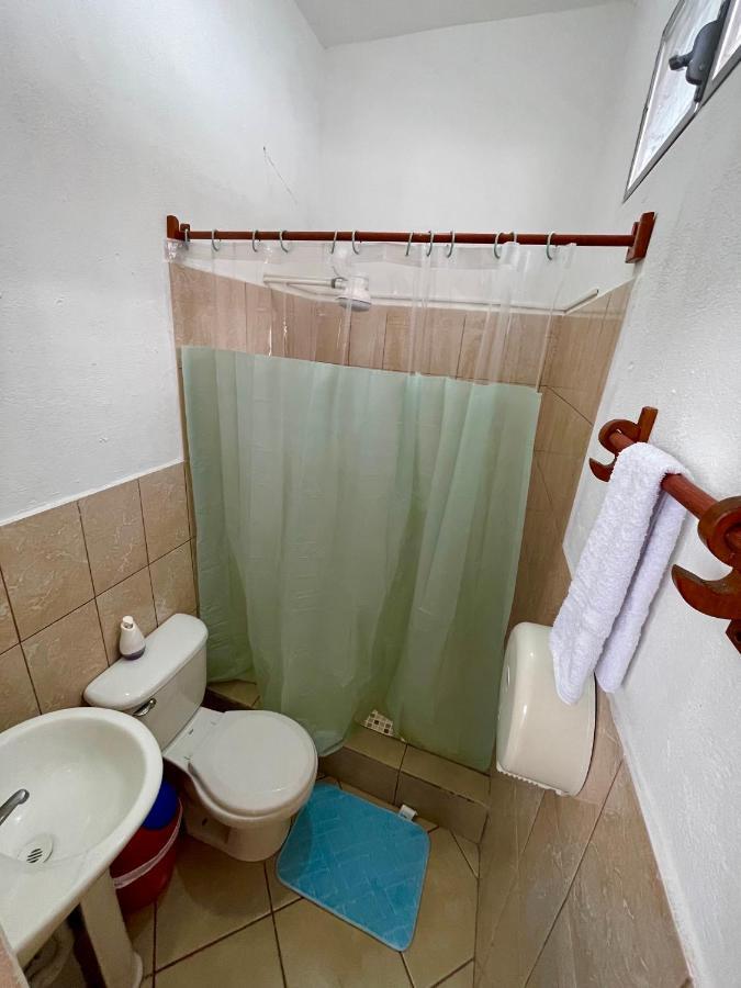 Hostal Inn 2 플로레스 외부 사진